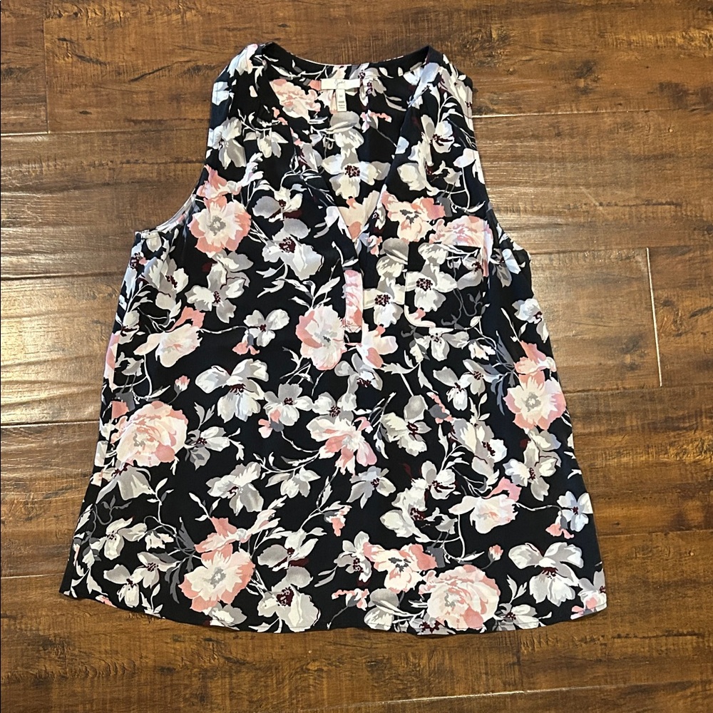 Floral V-Neck Blouse - Black and Pink